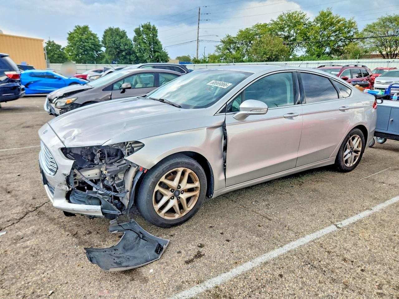 Photo of the 2013 FORD FUSION SE