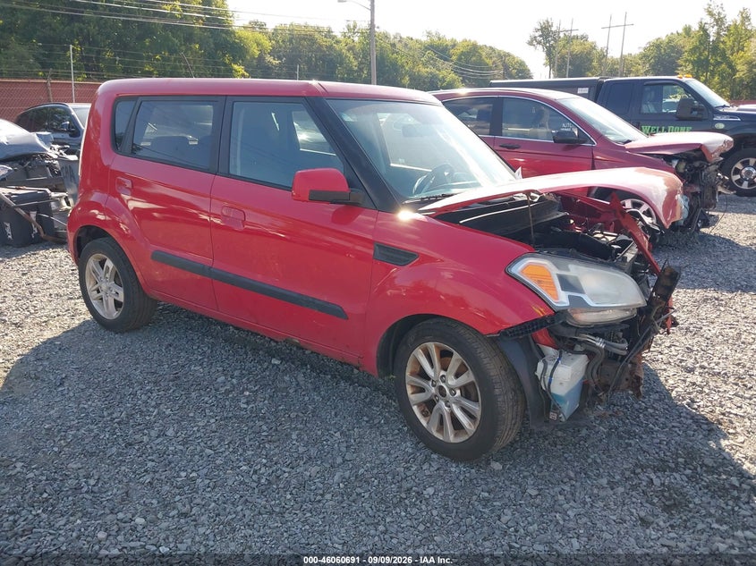 Photo of the 2010 KIA SOUL +
