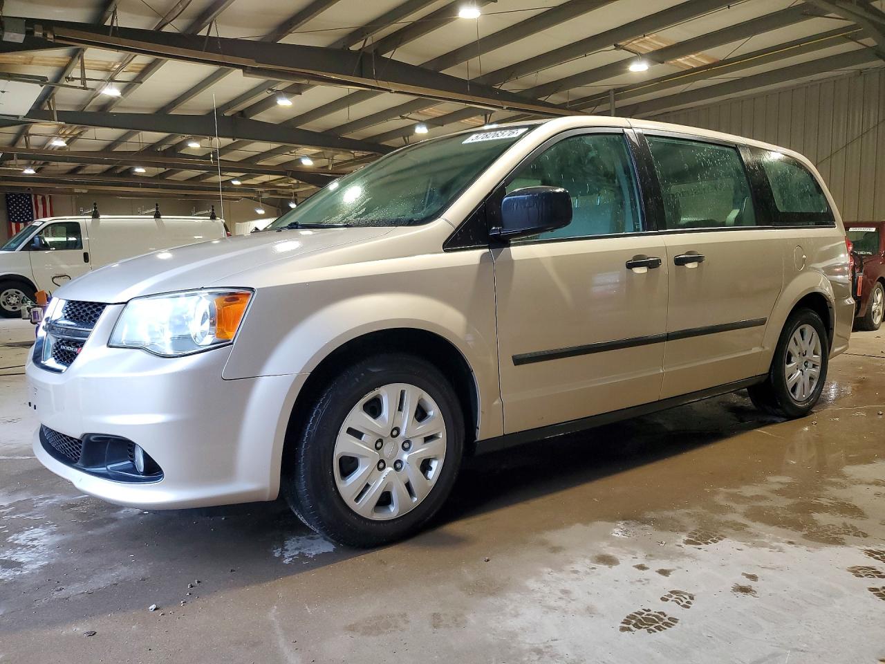 Photo of the 2015 DODGE GRAND CARAVAN SE