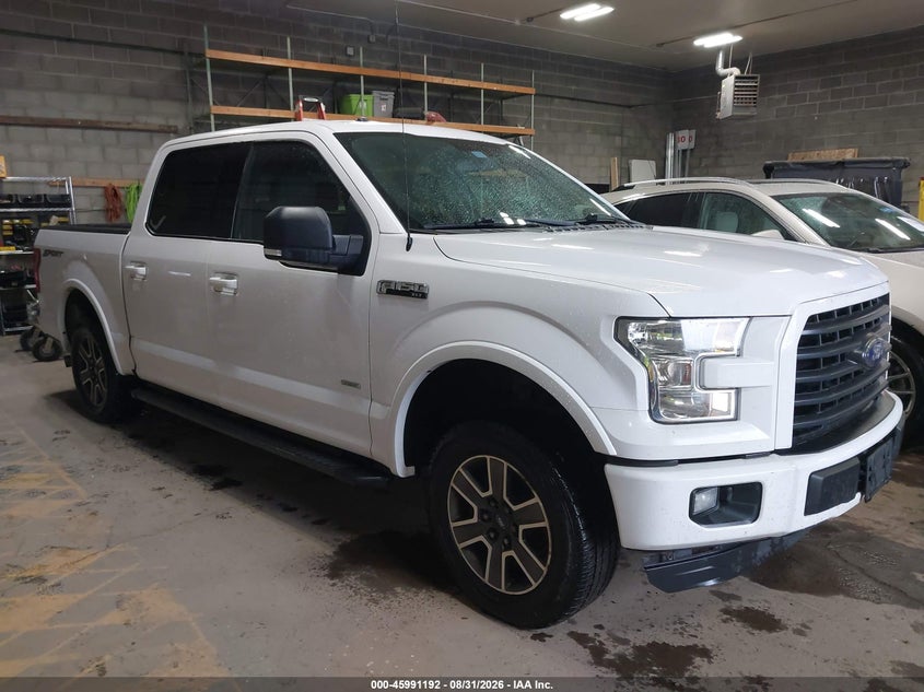 Photo of the 2015 FORD F150 SUPERCREW