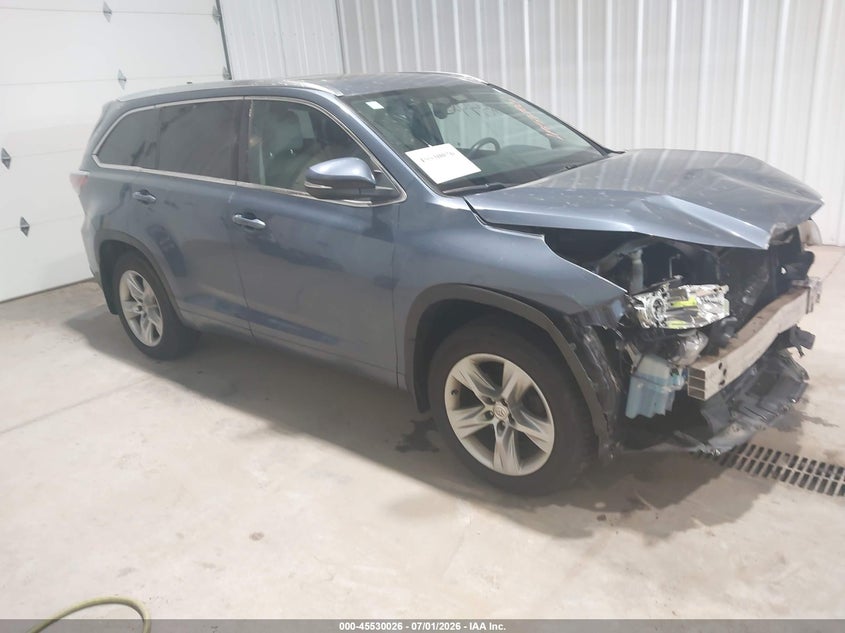 Photo of the 2015 TOYOTA HIGHLANDER LIMITED V6