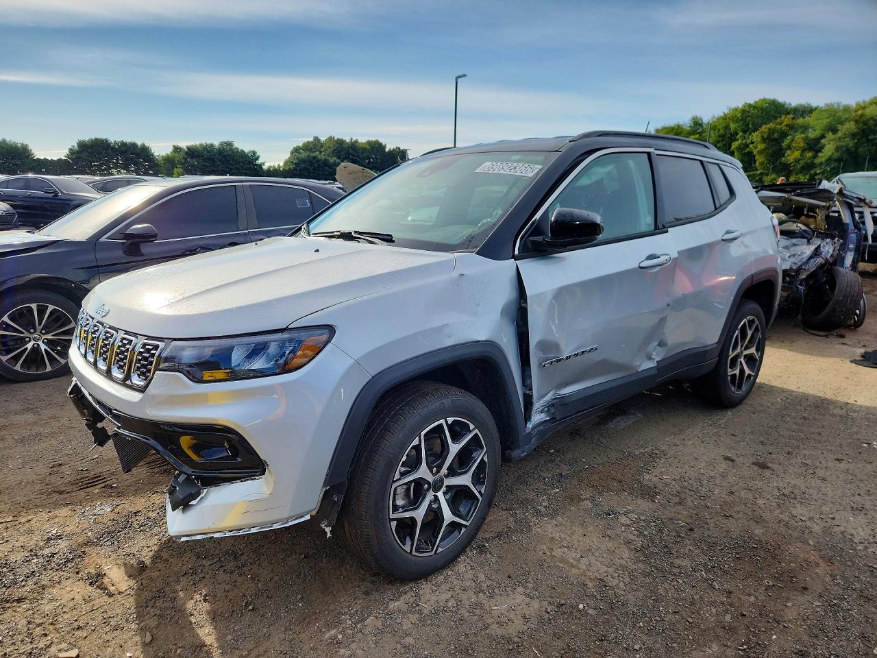 Photo of the 2026 JEEP COMPASS LIMITED