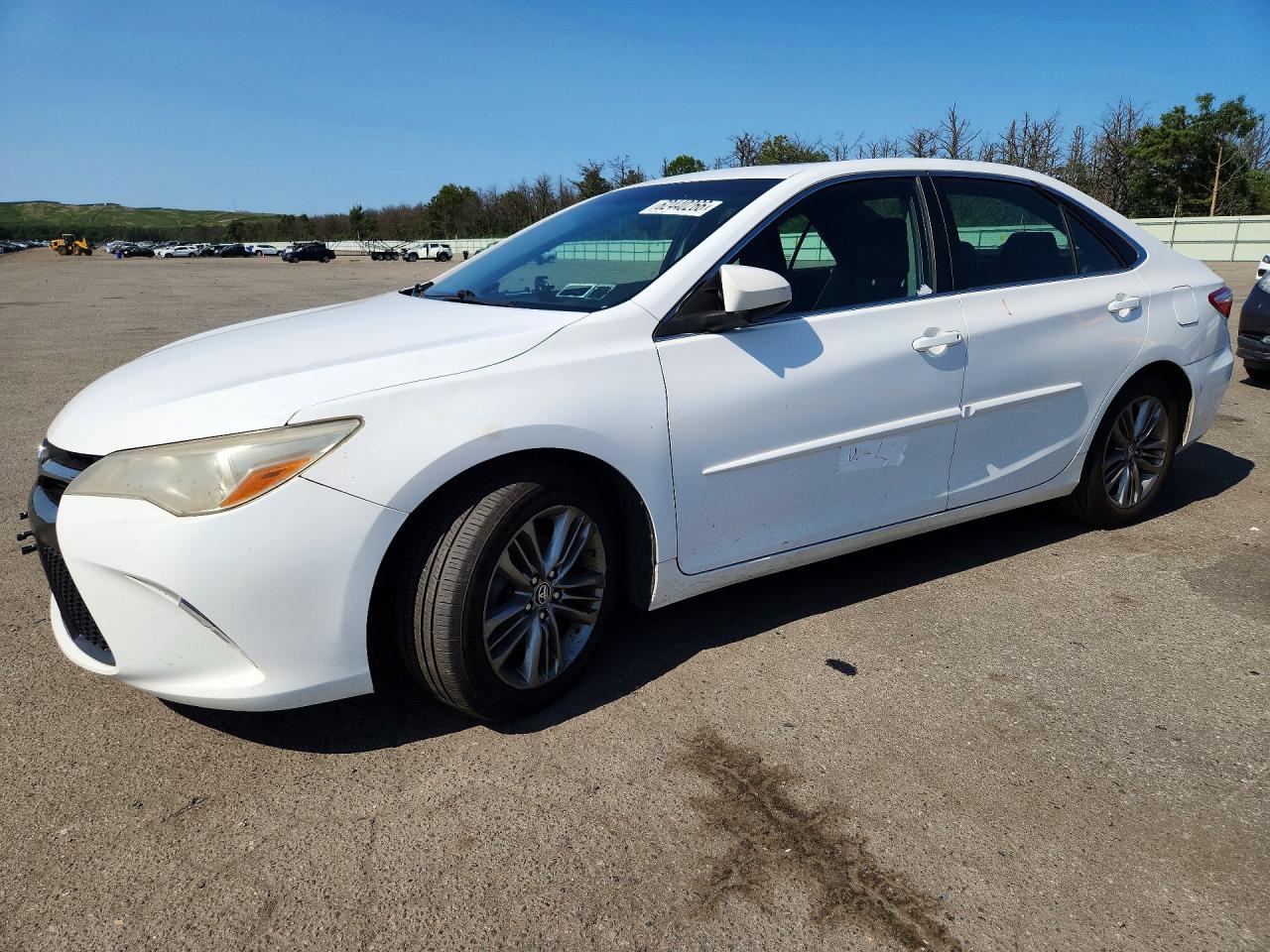 Photo of the 2017 TOYOTA CAMRY SE