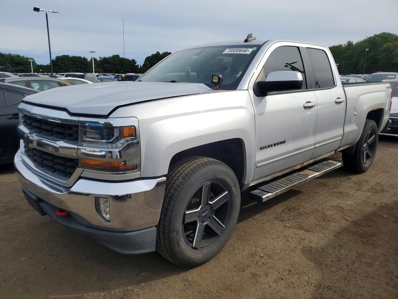 Photo of the 2016 CHEVROLET SILVERADO K1500 LT