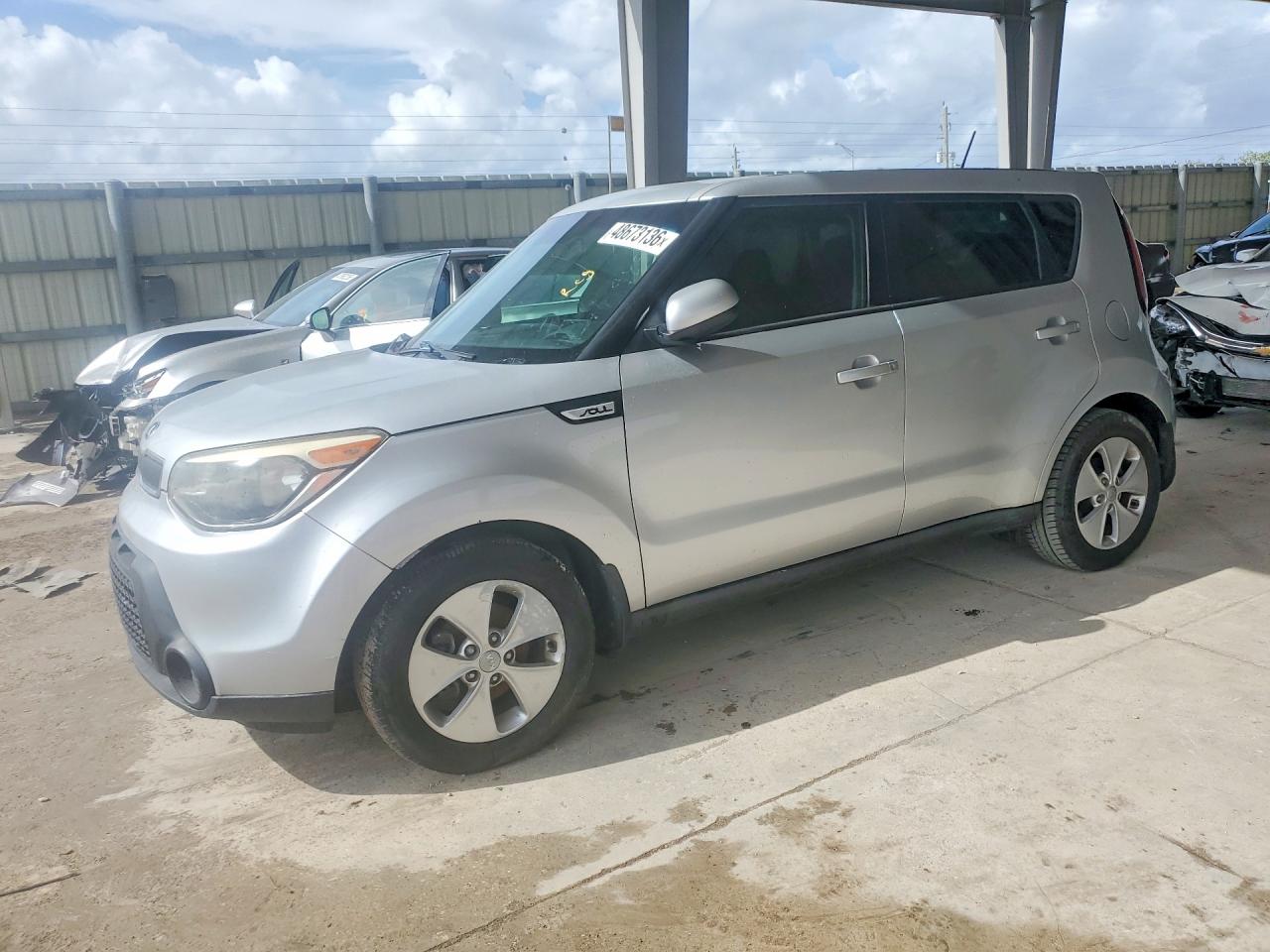 Photo of the 2015 KIA SOUL BASE