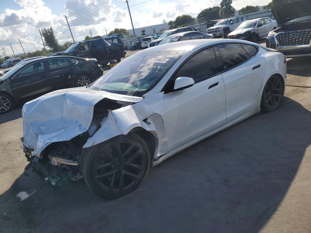 Photo of the 2021 TESLA MODEL S