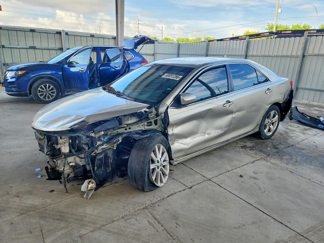 Photo of the 2013 TOYOTA CAMRY HYBRID XLE