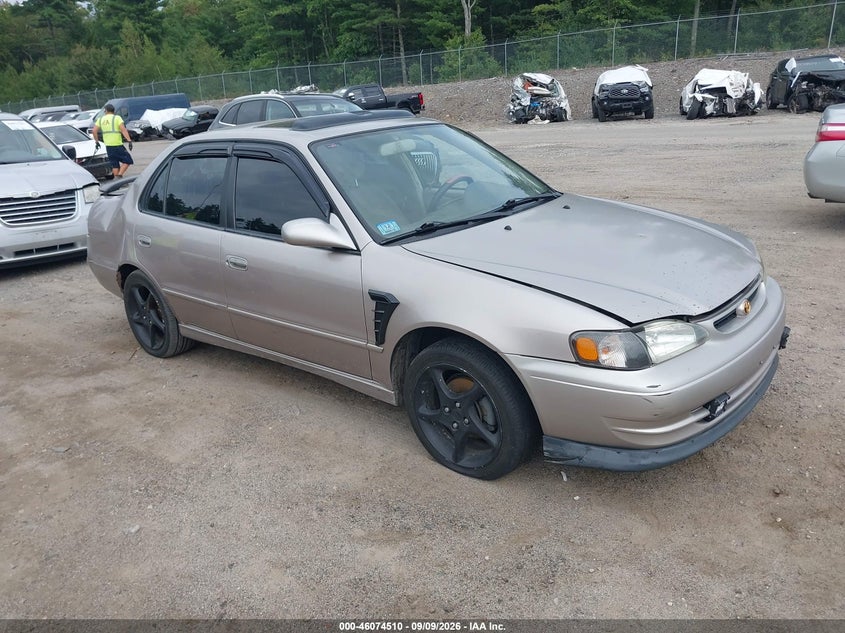 Photo of the 1998 TOYOTA COROLLA LE