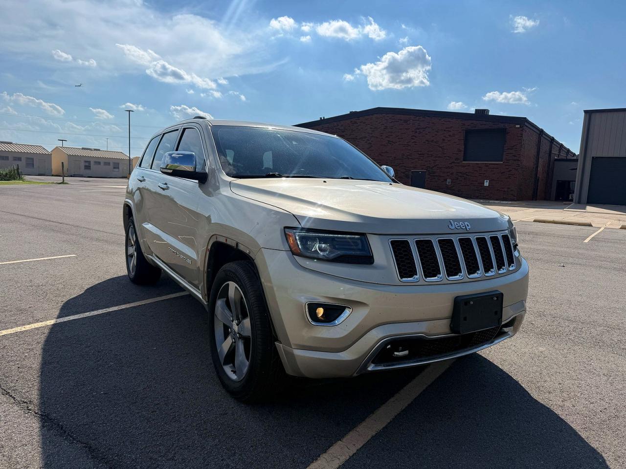 Photo of the 2014 JEEP GRAND CHEROKEE OVERLAND