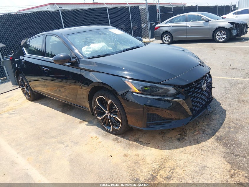 Photo of the 2024 NISSAN ALTIMA SR INTELLIGENT AWD