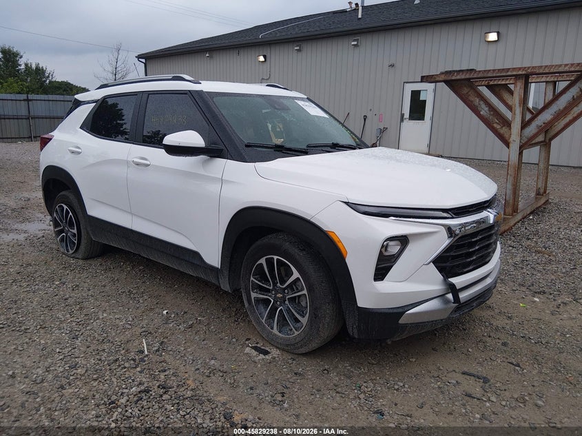 Photo of the 2025 CHEVROLET TRAILBLAZER FWD LT