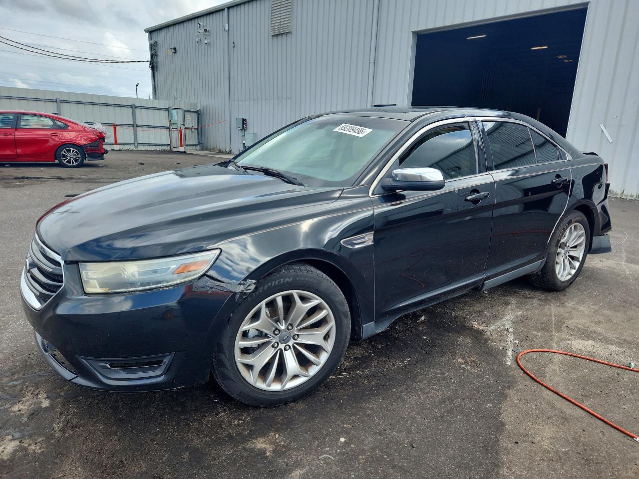 Photo of the 2013 FORD TAURUS LIMITED