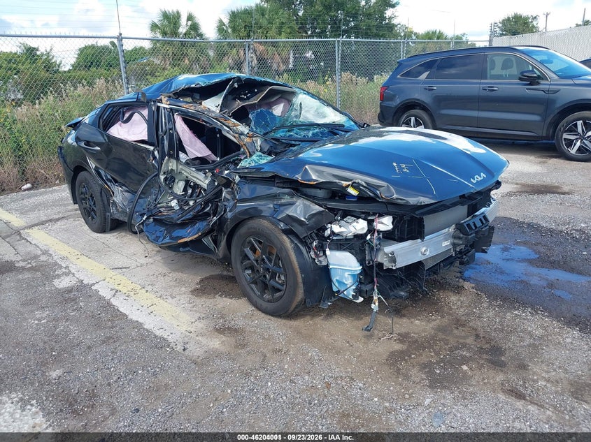 Photo of the 2026 KIA K5 LXS FWD