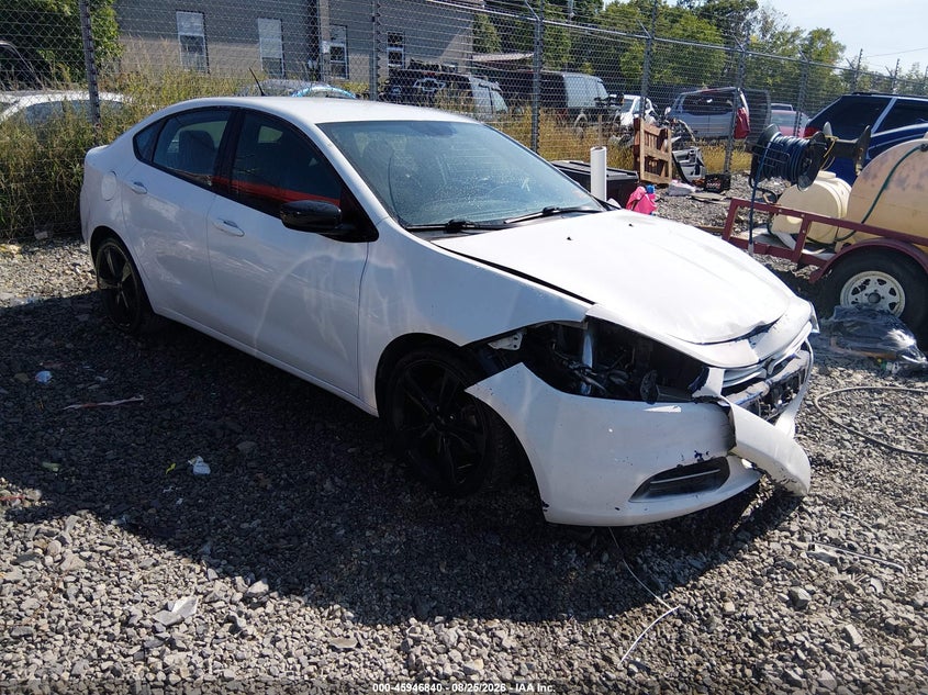 Photo of the 2016 DODGE DART SXT
