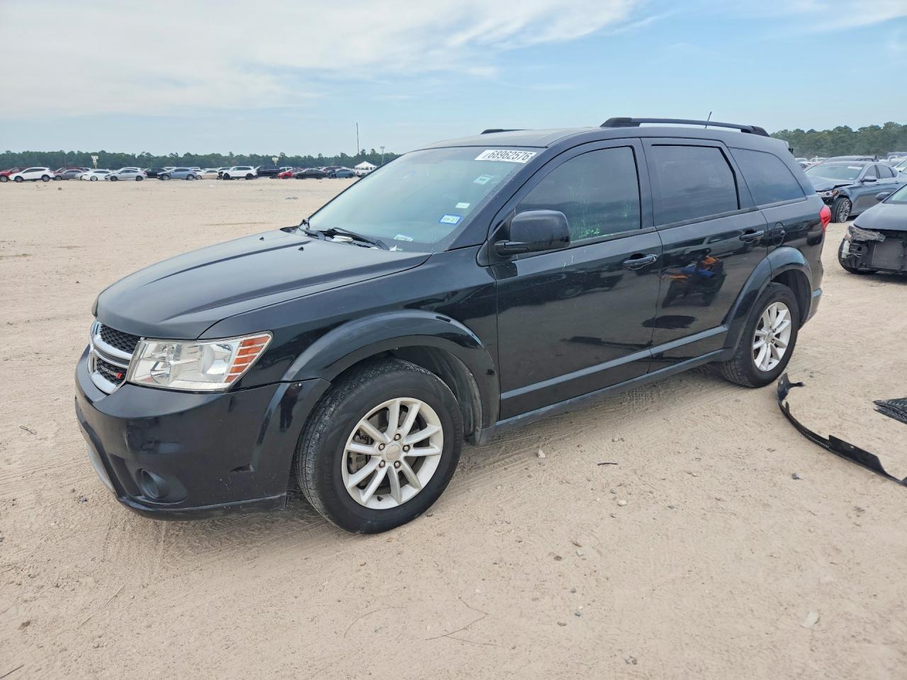 Photo of the 2016 DODGE JOURNEY SXT