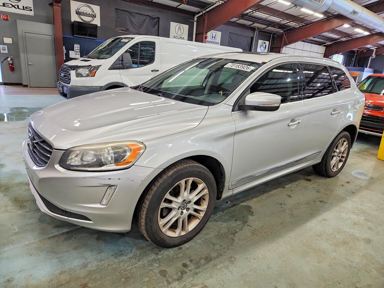 Photo of the 2016 VOLVO XC60 T5 PREMIER