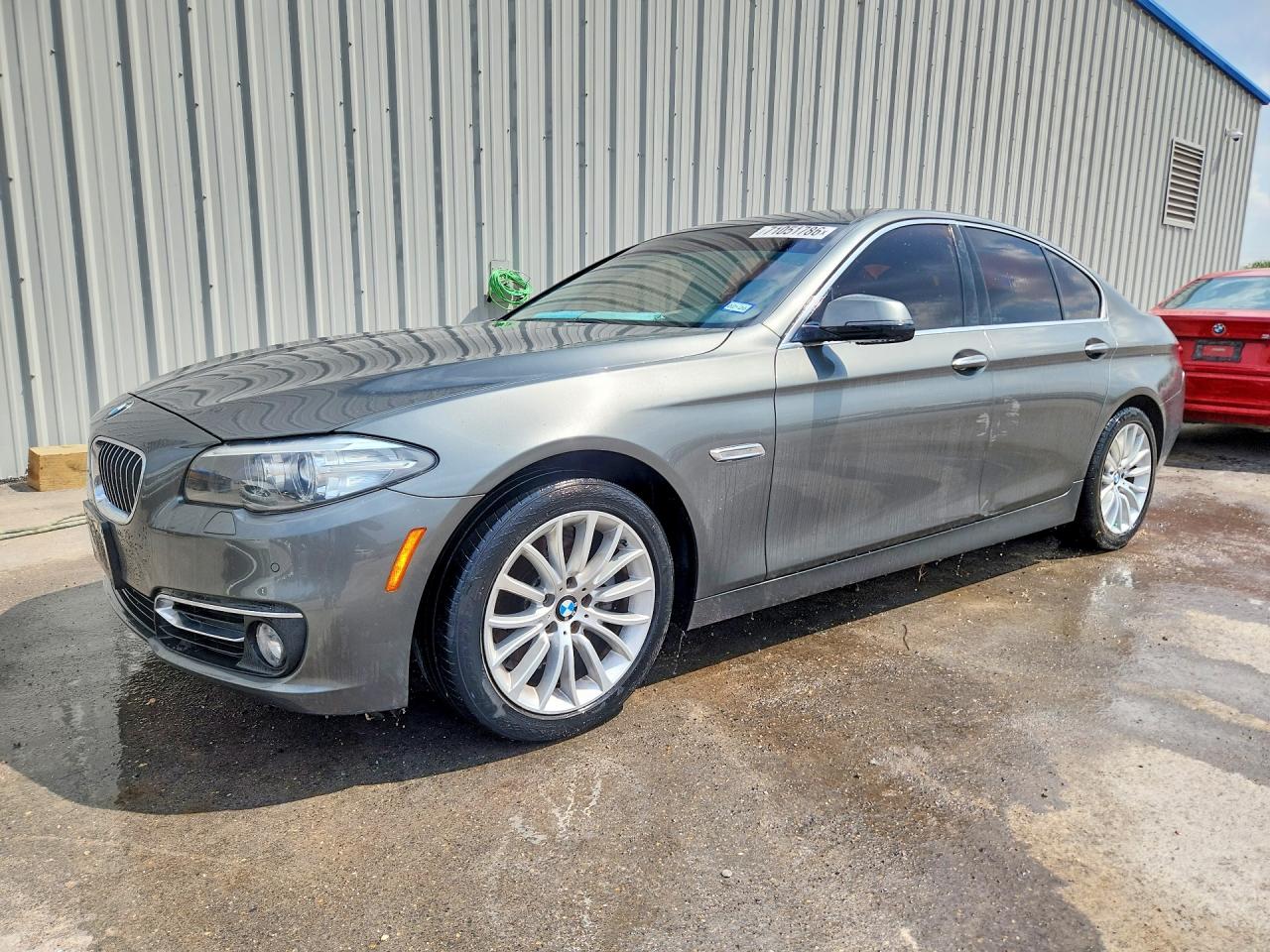 Photo of the 2015 BMW 528 I