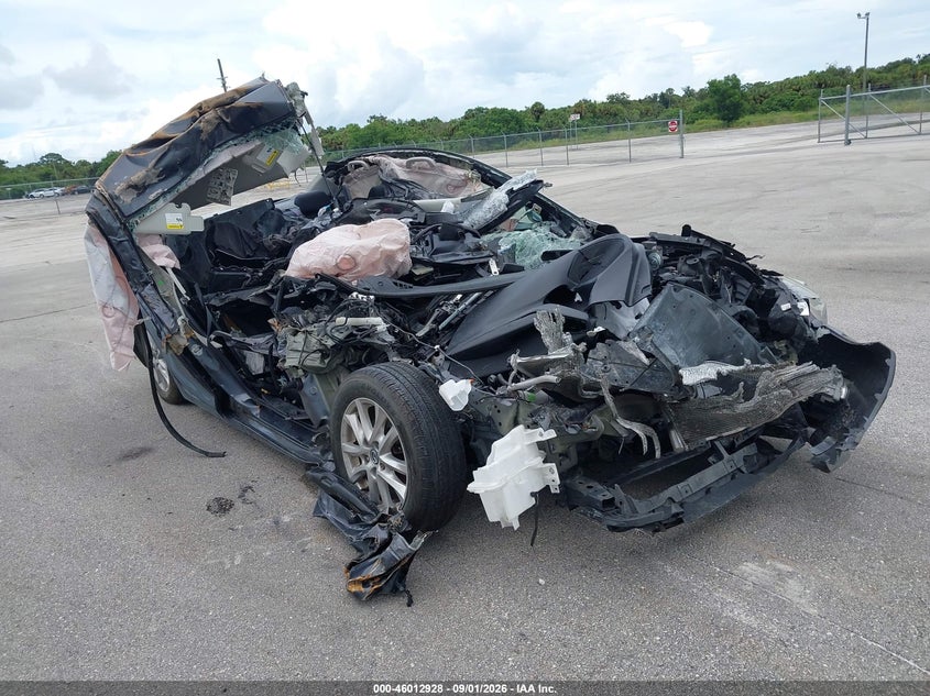 Photo of the 2015 MAZDA MAZDA3 I TOURING