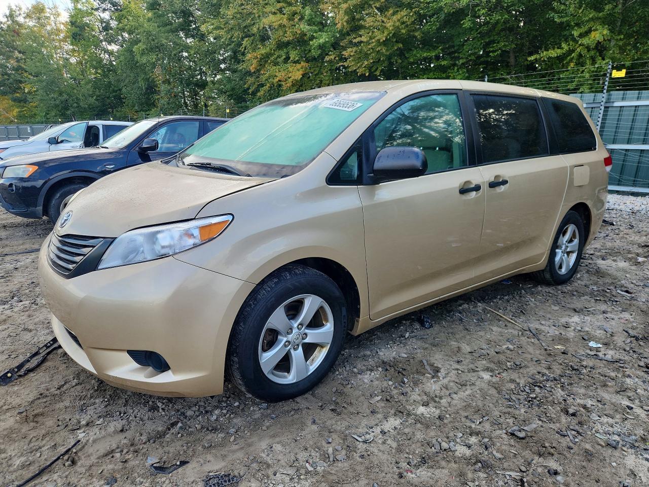 Photo of the 2012 TOYOTA SIENNA BASE 7-PASSENGER