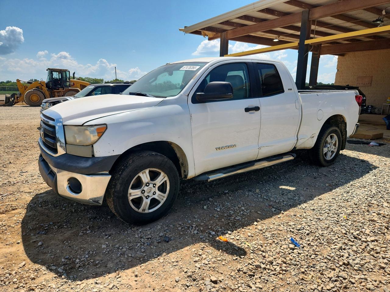 Photo of the 2011 TOYOTA TUNDRA DOUBLE CAB SR5