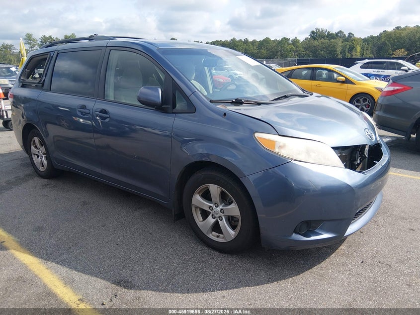 Photo of the 2013 TOYOTA SIENNA LE V6 8 PASSENGER