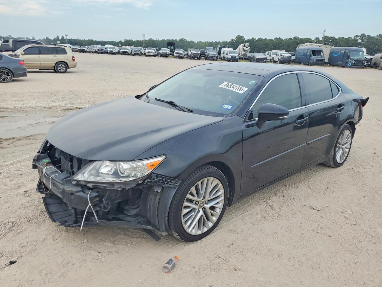 Photo of the 2015 LEXUS ES 350