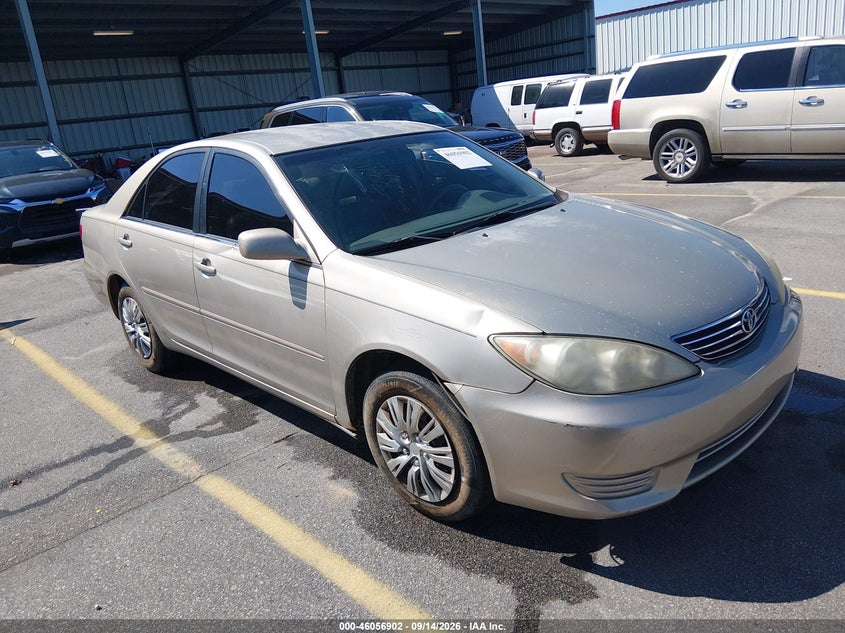 Photo of the 2005 TOYOTA CAMRY LE
