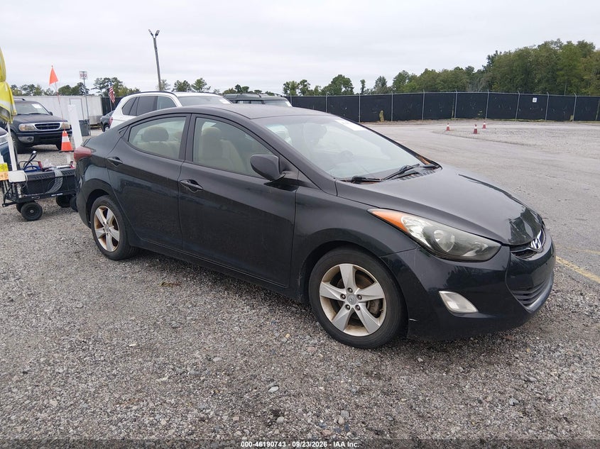 Photo of the 2013 HYUNDAI ELANTRA GLS