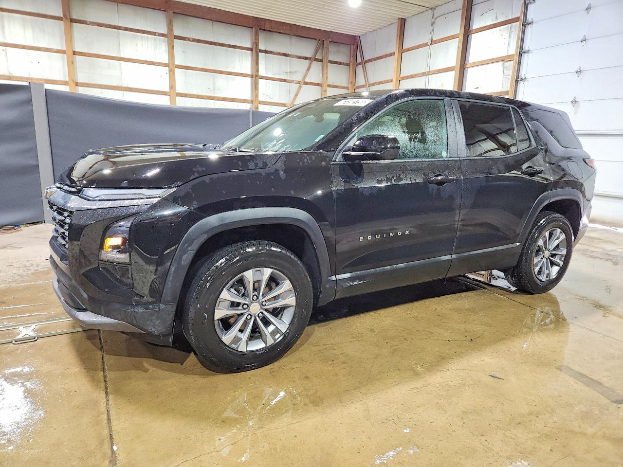 Photo of the 2026 CHEVROLET EQUINOX LT