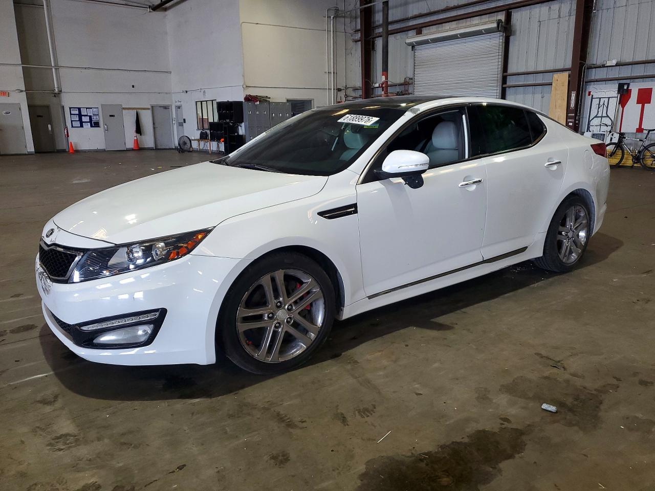 Photo of the 2013 KIA OPTIMA SX