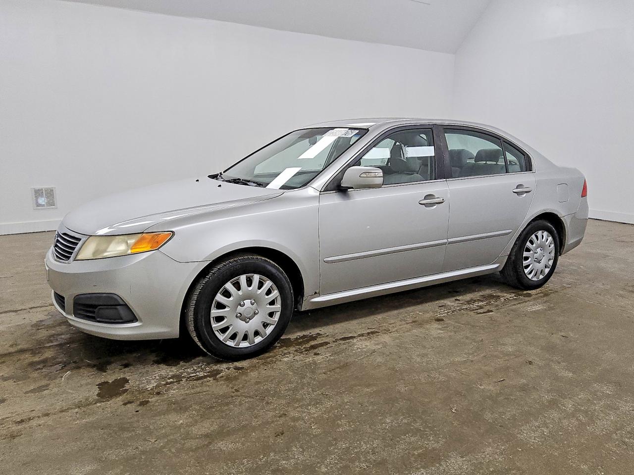 Photo of the 2009 KIA OPTIMA LX