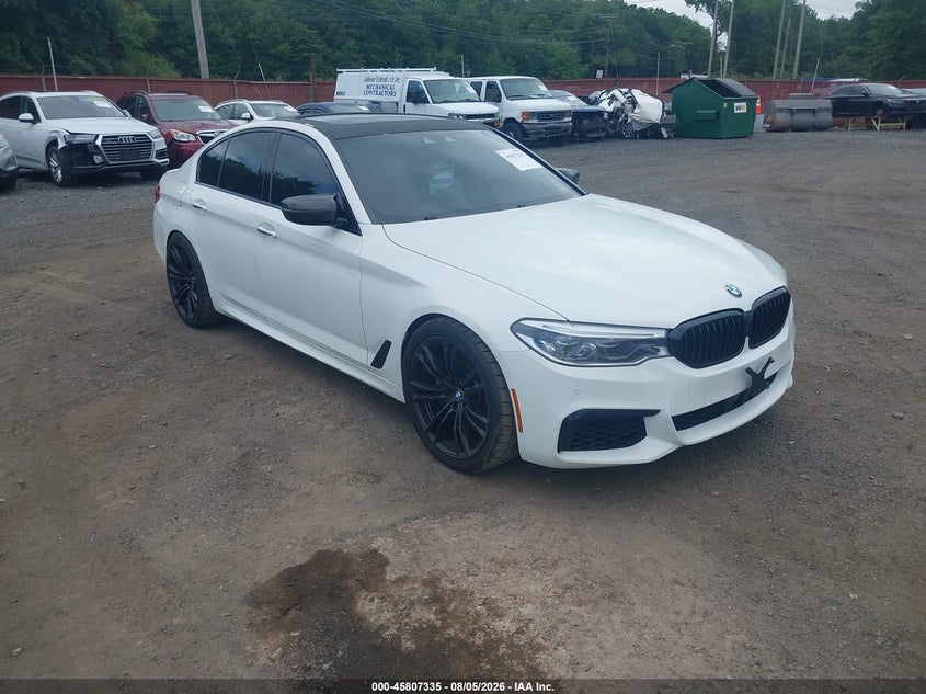 Photo of the 2018 BMW M550XI