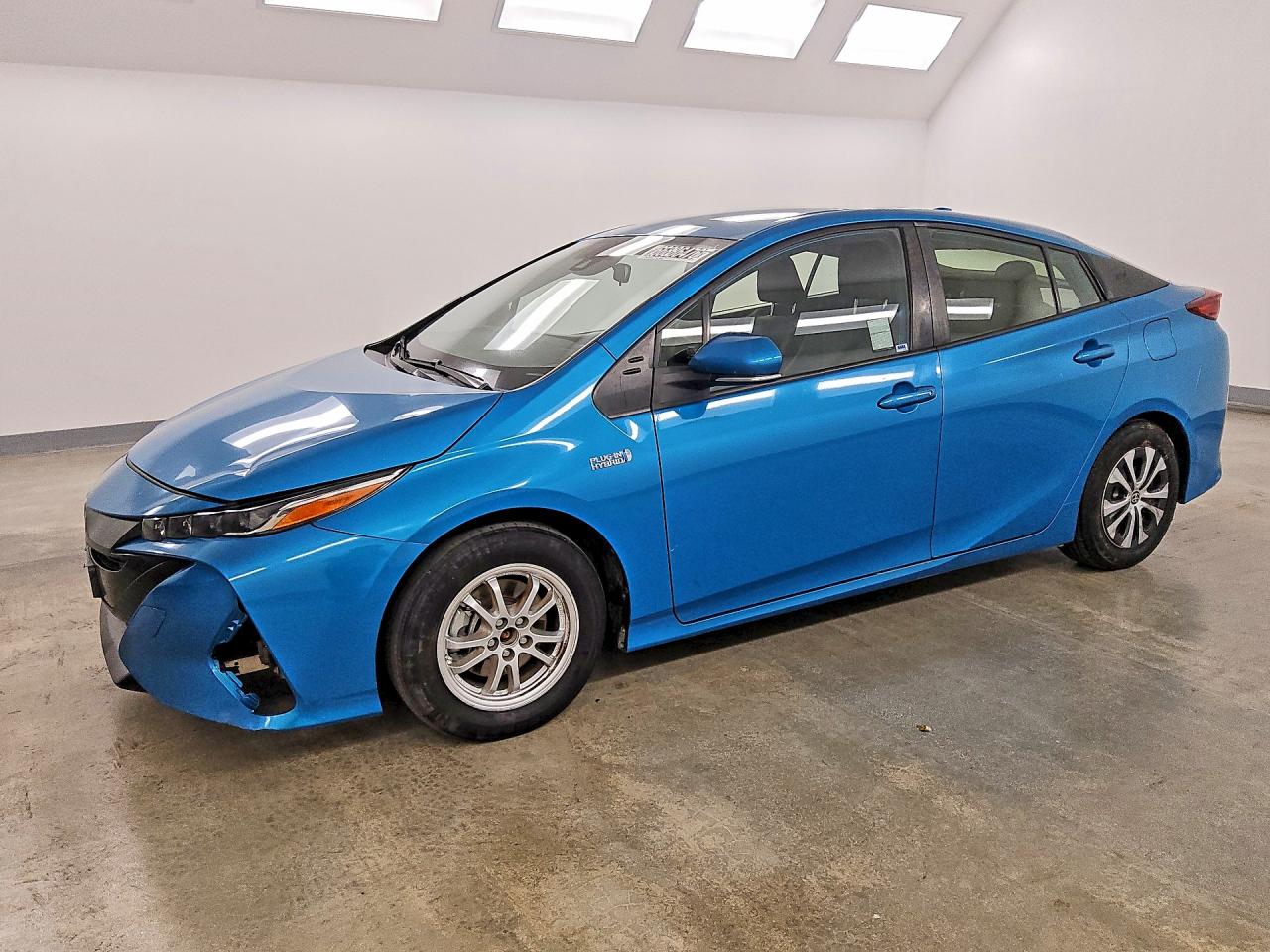 Photo of the 2021 TOYOTA PRIUS PRIME LE