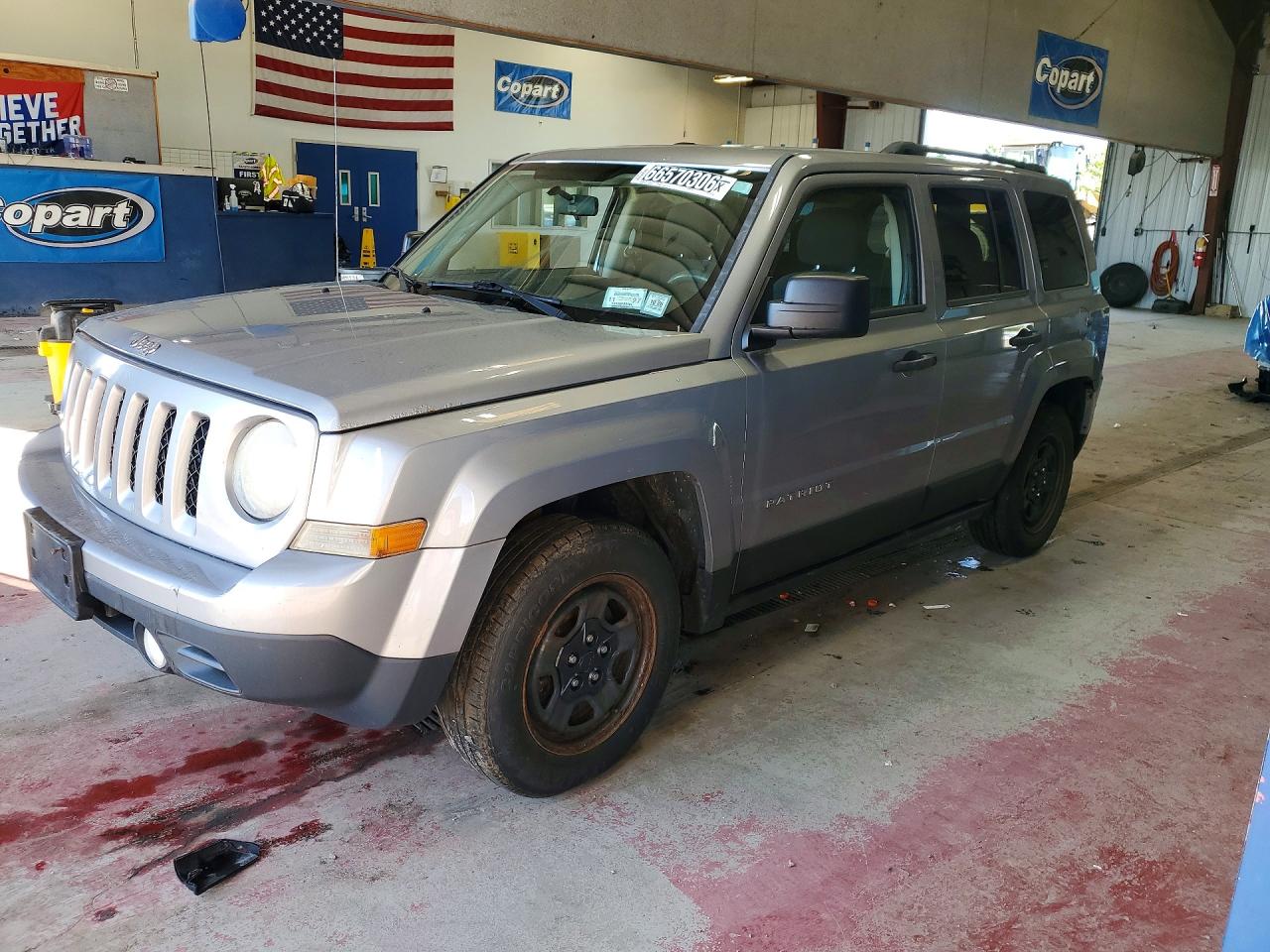 Photo of the 2014 JEEP PATRIOT SPORT