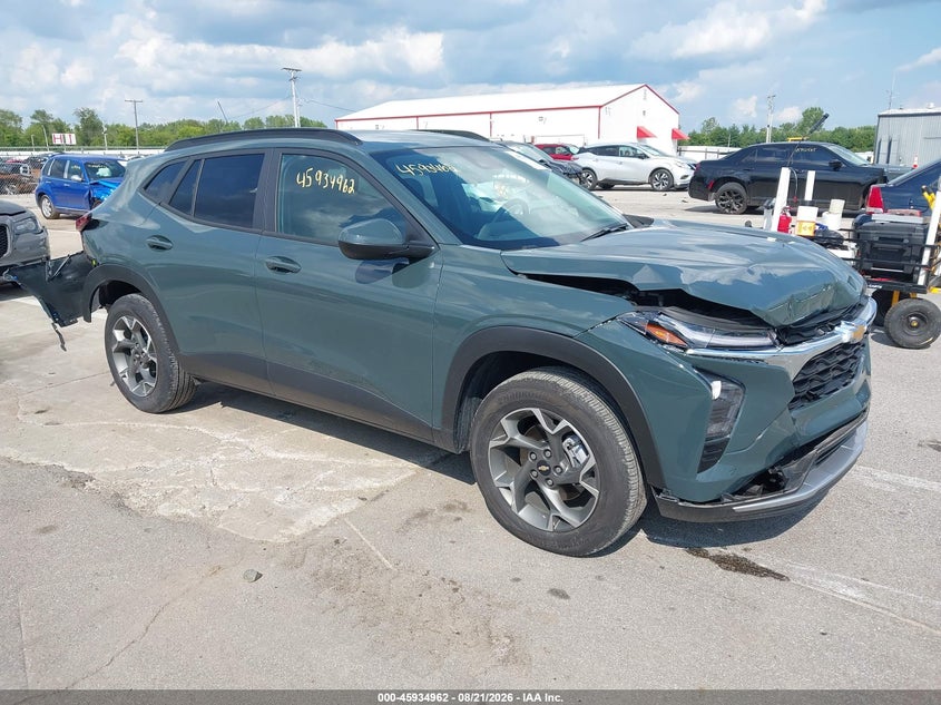 Photo of the 2025 CHEVROLET TRAX FWD LT