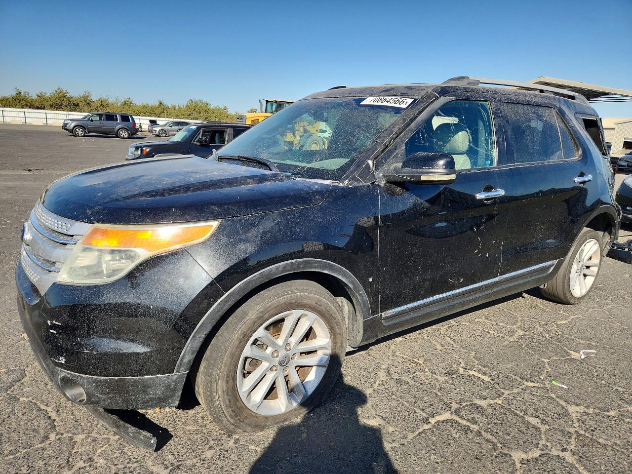 Photo of the 2011 FORD EXPLORER XLT