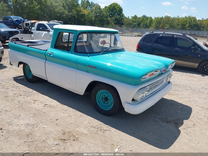 Photo of the 1961 CHEVROLET PICK-UP