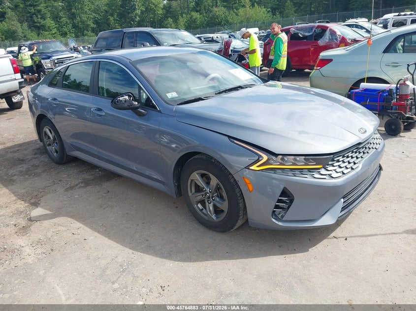 Photo of the 2021 KIA K5 LXS