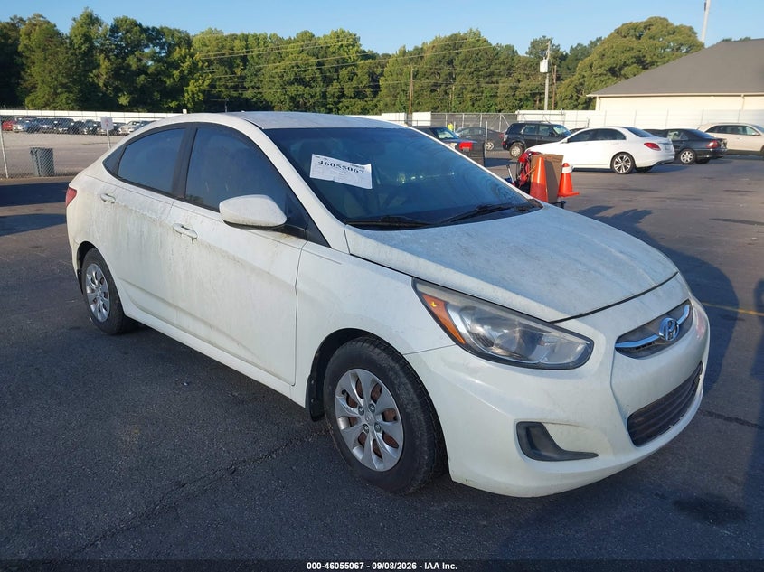 Photo of the 2016 HYUNDAI ACCENT SE