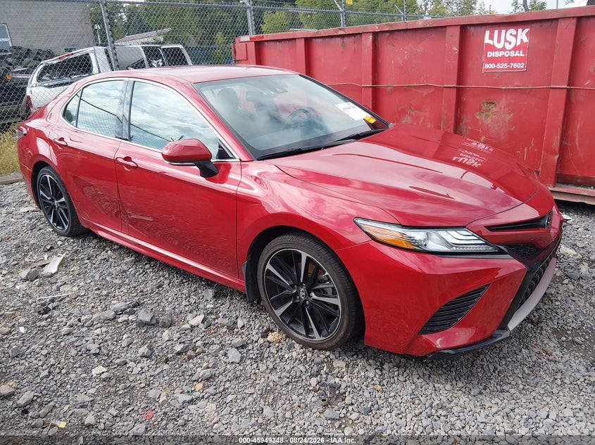 Photo of the 2019 TOYOTA CAMRY XSE