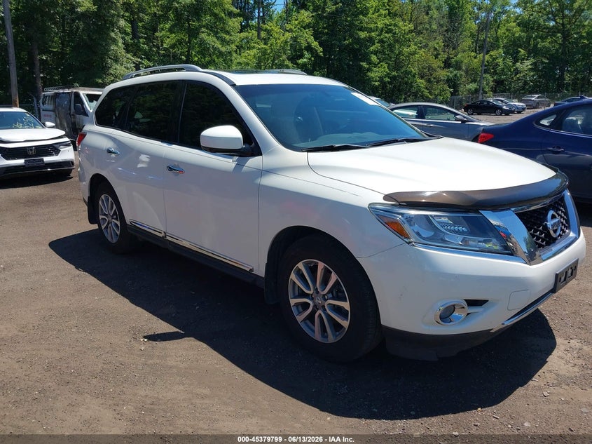 Photo of the 2015 NISSAN PATHFINDER SL