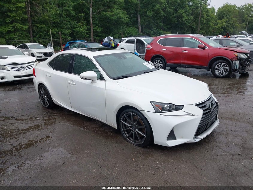 Photo of the 2018 LEXUS IS 300
