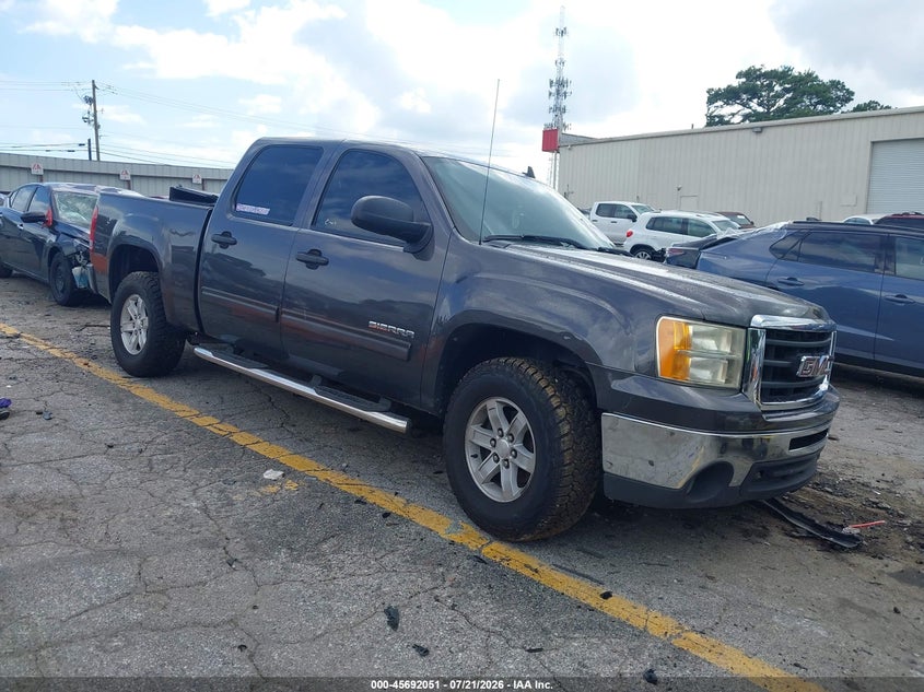 Photo of the 2011 GMC SIERRA 1500 SLE