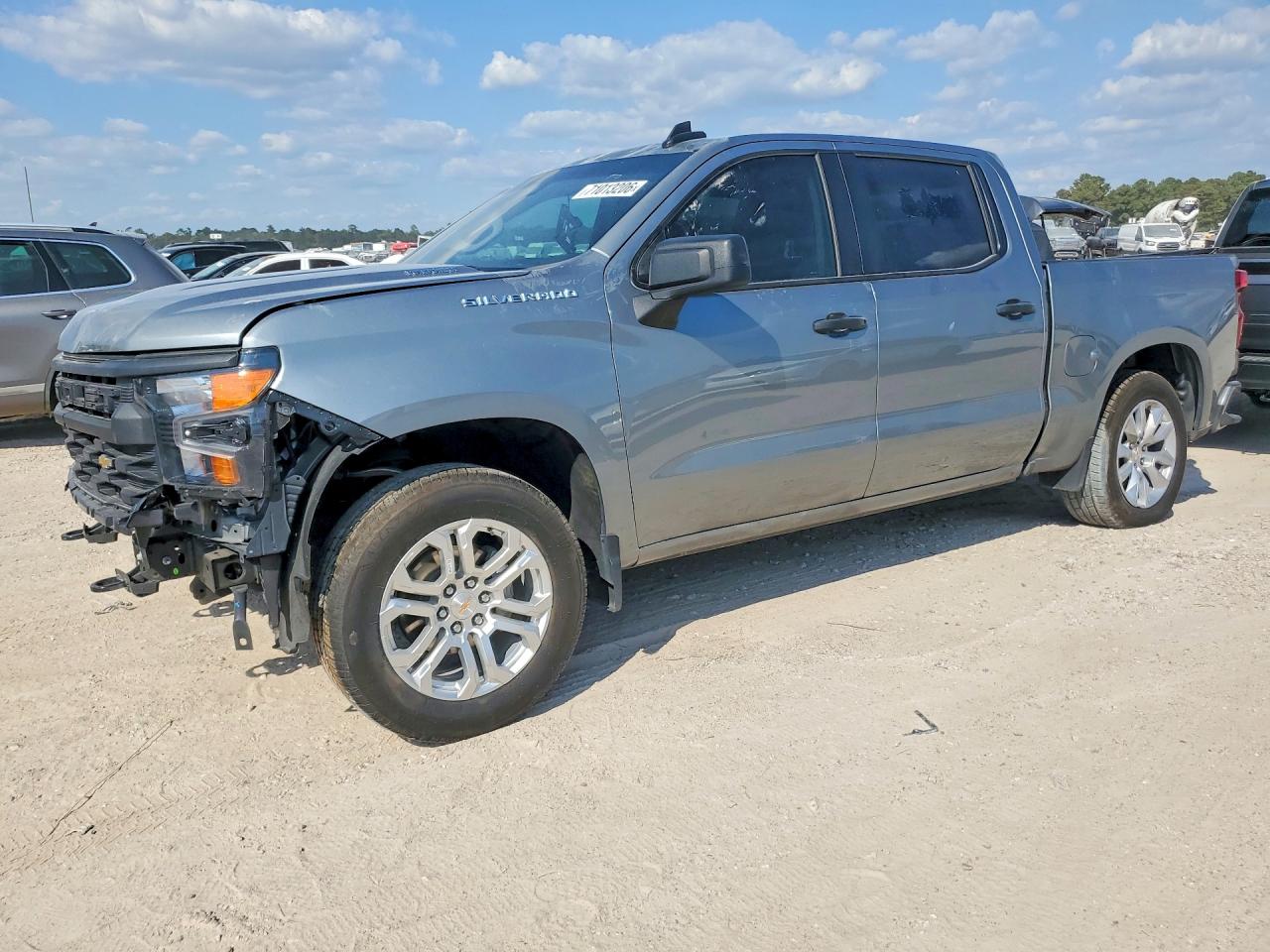 Photo of the 2026 CHEVROLET SILVERADO C1500 CUSTOM