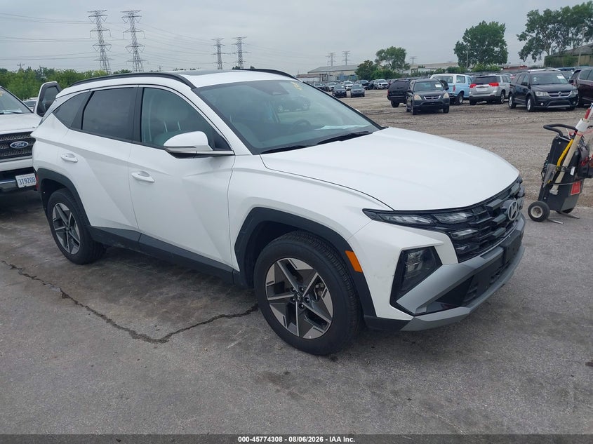Photo of the 2025 HYUNDAI TUCSON SEL CONVENIENCE
