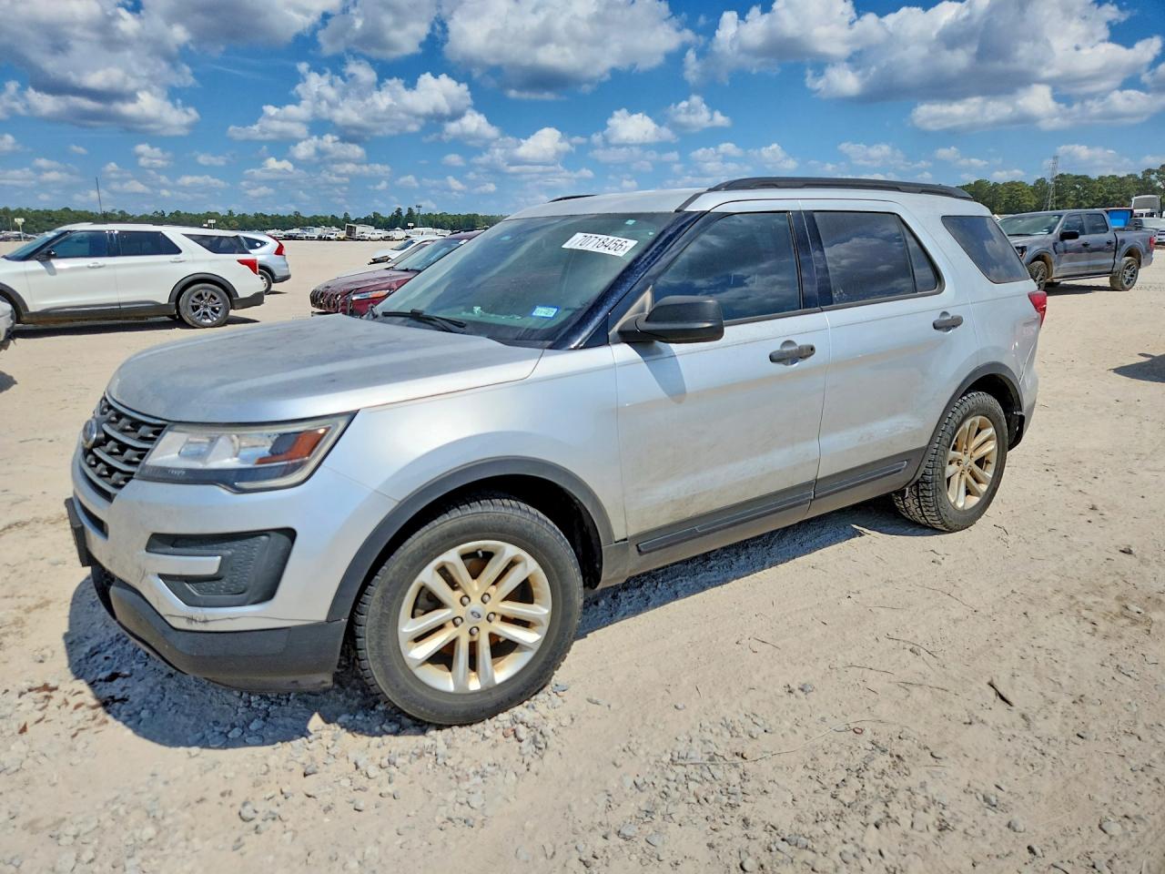 Photo of the 2017 FORD EXPLORER