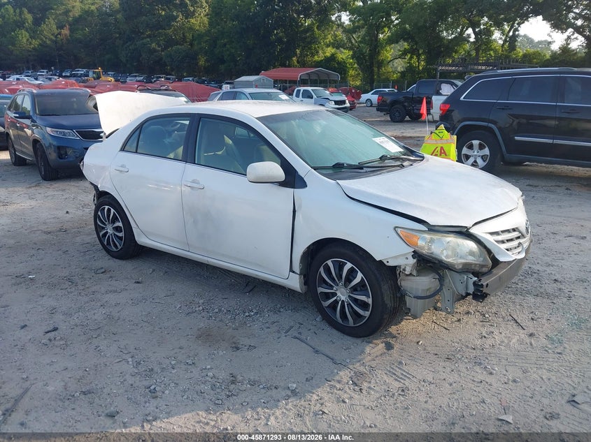 Photo of the 2013 TOYOTA COROLLA LE