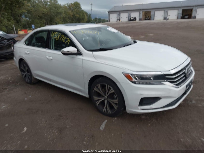 Photo of the 2021 VOLKSWAGEN PASSAT 2.0T SE