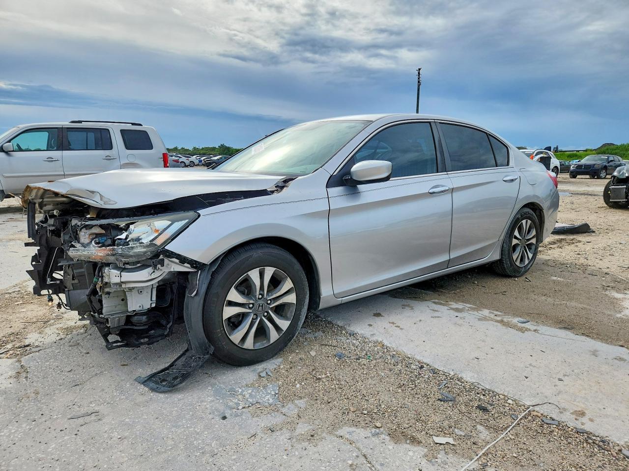 Photo of the 2015 HONDA ACCORD LX