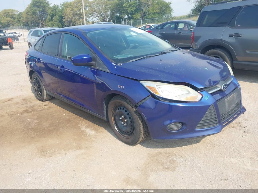 Photo of the 2012 FORD FOCUS SE